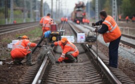 Более 450 км пути отремонтировано на Северной железной дороге в 2017 году