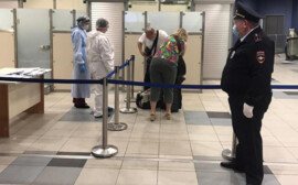 Более 250 жителей области смогли вернуться домой из-за границы при содействии Правительства региона