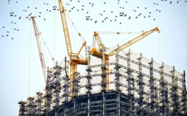 В Ярославле снова не удалось продать башню-долгострой на площади Октября