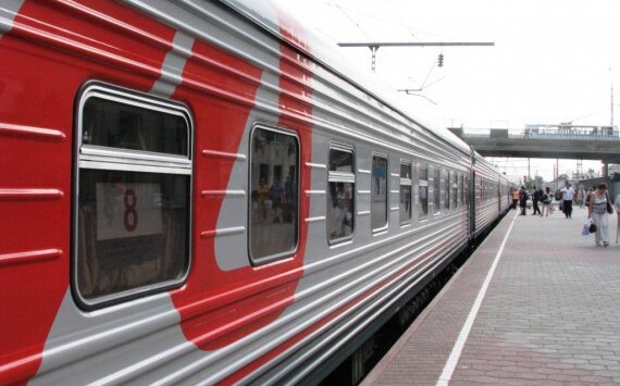 У некоторых поездов дальнего следования частично изменилось расписание движения по Северной железной дороге