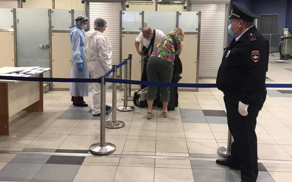 Более 250 жителей области смогли вернуться домой из-за границы при содействии Правительства региона