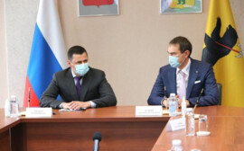 Дмитрий Миронов: «600 комплектов для подключения к школьной цифровой платформе будут переданы в районы области»
